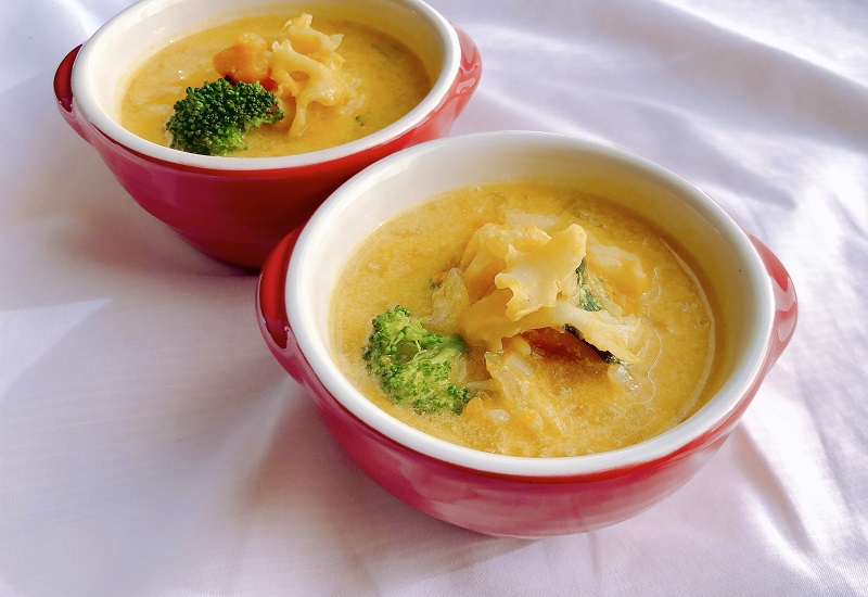 かぼちゃと乾燥はなびらたけのこっくりスープ-レシピ写真1