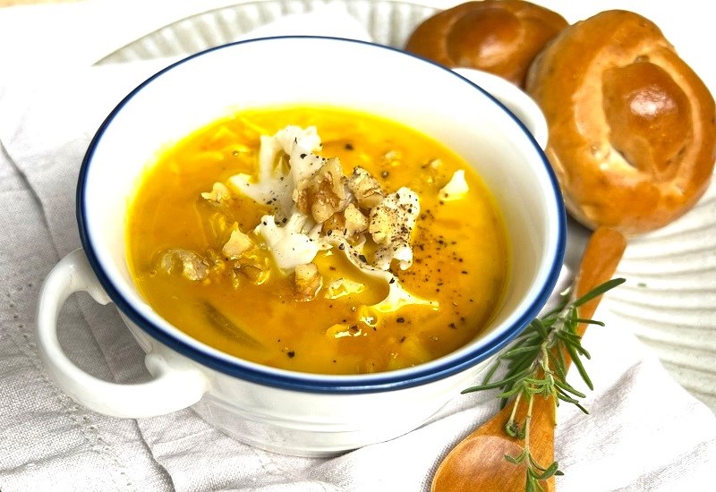 はなびら茸とカボチャのスープ-レシピ写真1